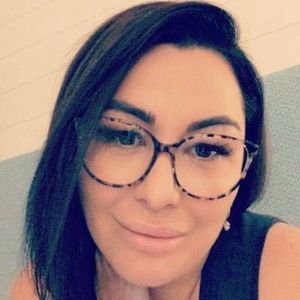 Meet your Posher, Mj